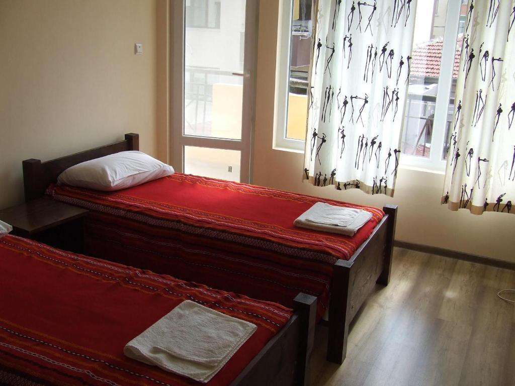 Asparuhov Guest Rooms And Apartments Βάρνα Δωμάτιο φωτογραφία
