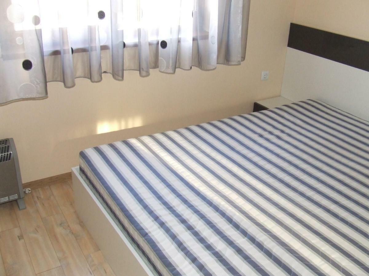 Asparuhov Guest Rooms And Apartments Βάρνα Εξωτερικό φωτογραφία